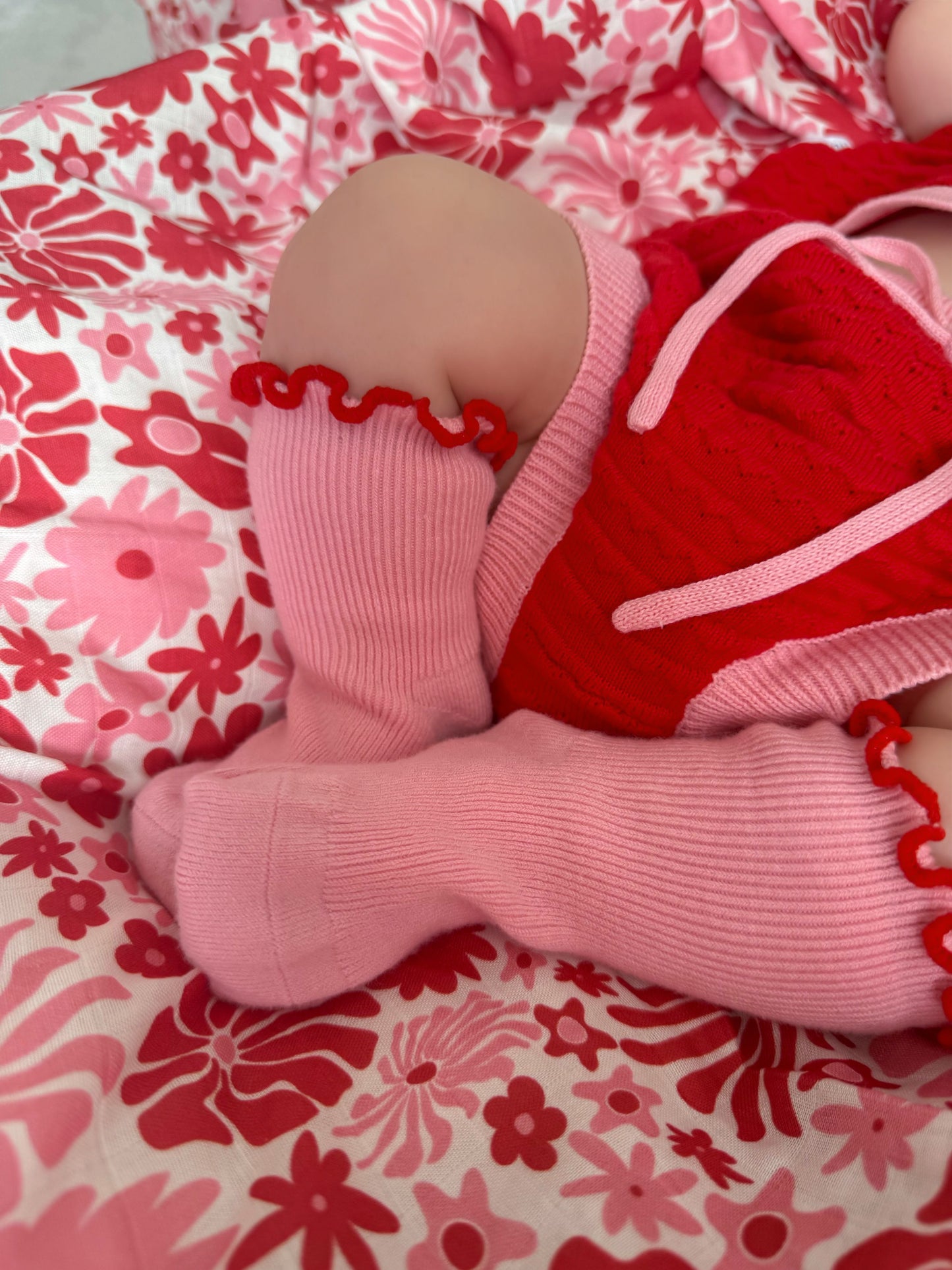 SOCKS | ELODIE