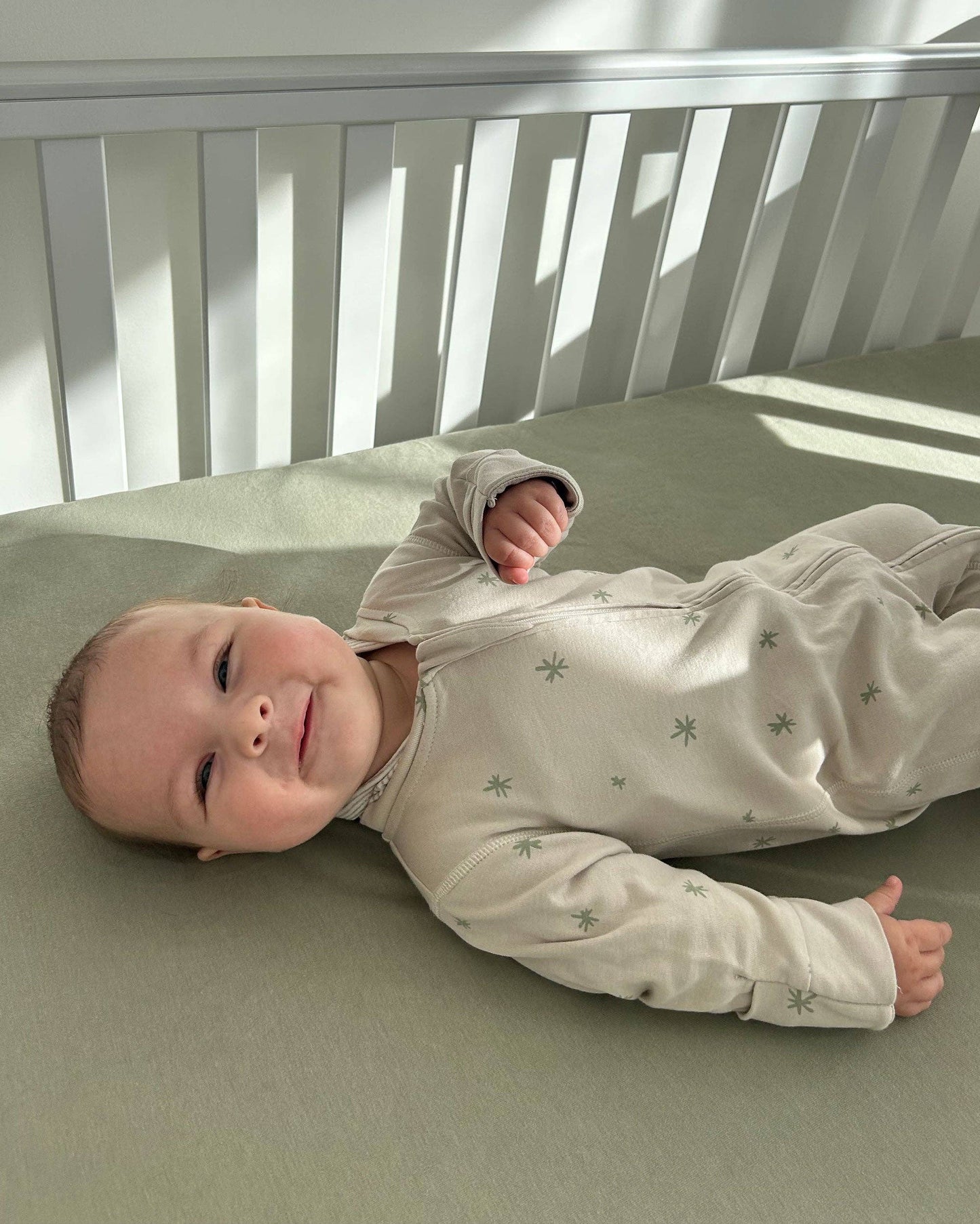 PRINTED ONESIE | SAGE STAR