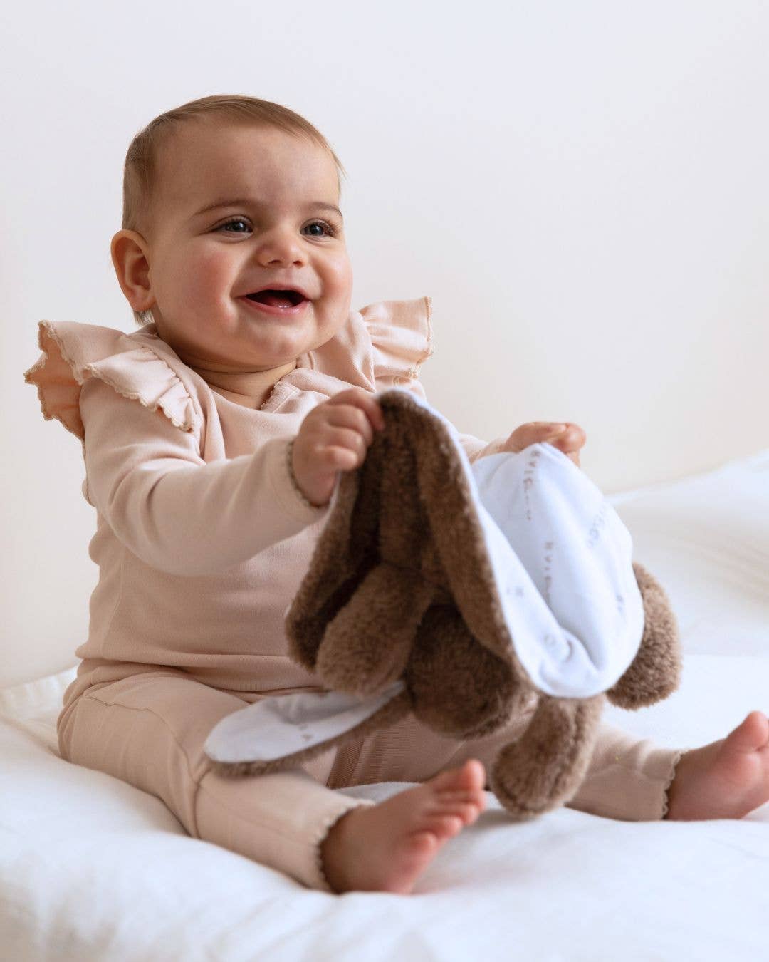 APPLE FRILL ONESIE | BEIGE
