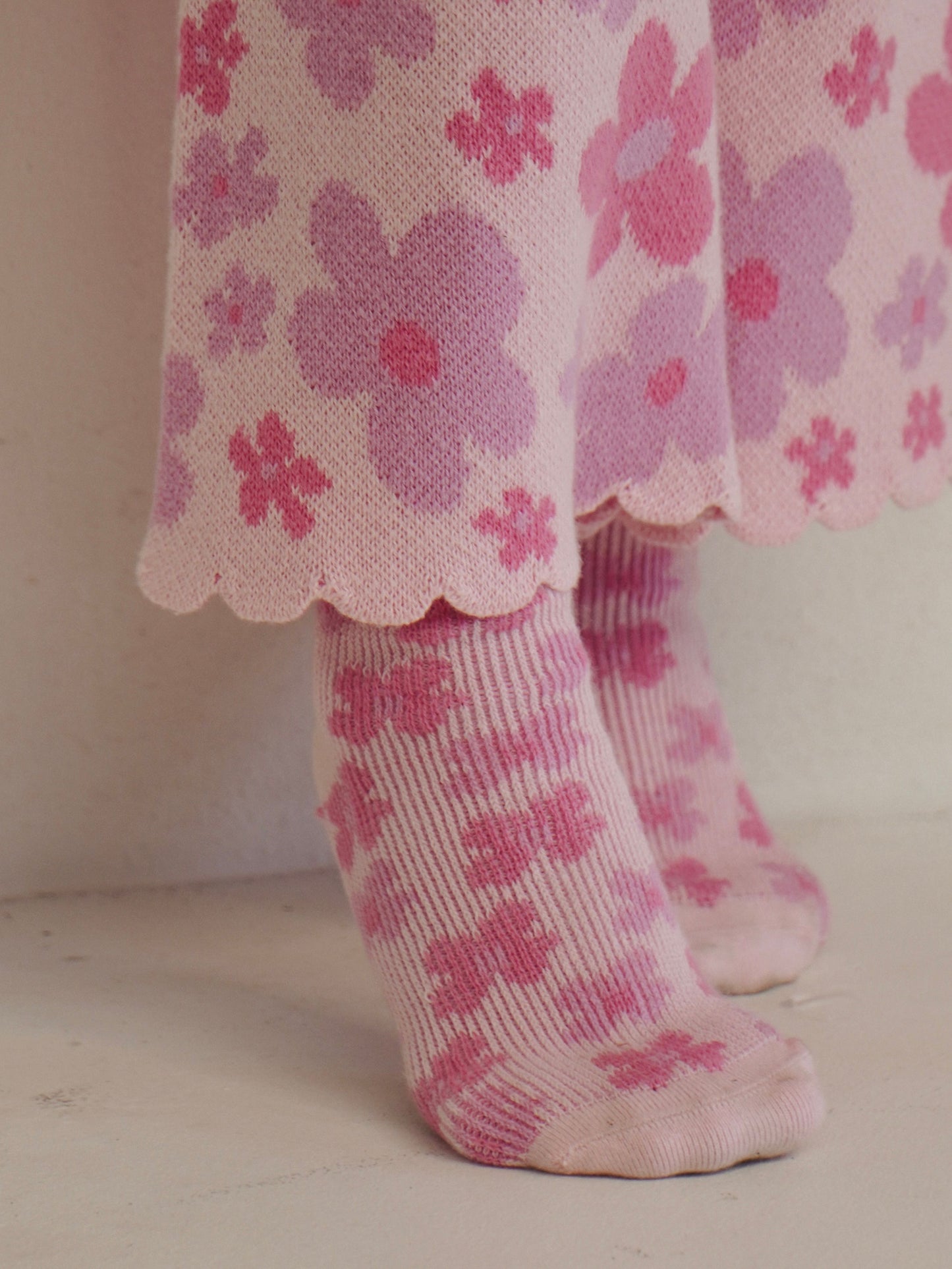 SOCKS | CORA (GRACE)