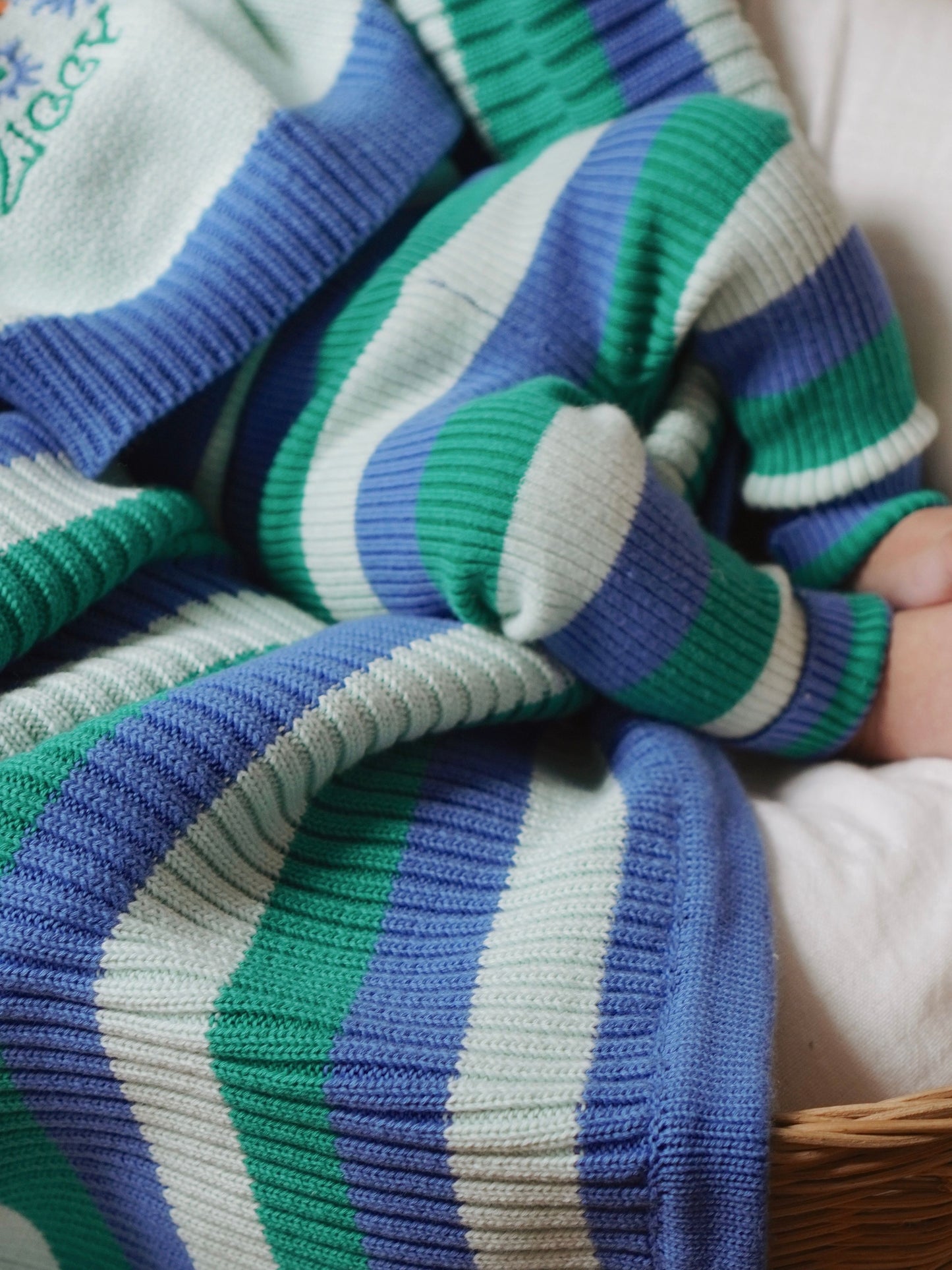 BLANKET | OLLY